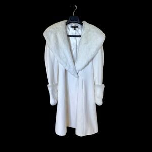 Bebe Womens Ivory White Faux Fur Collar and Cuff Long Winter Coat Size M